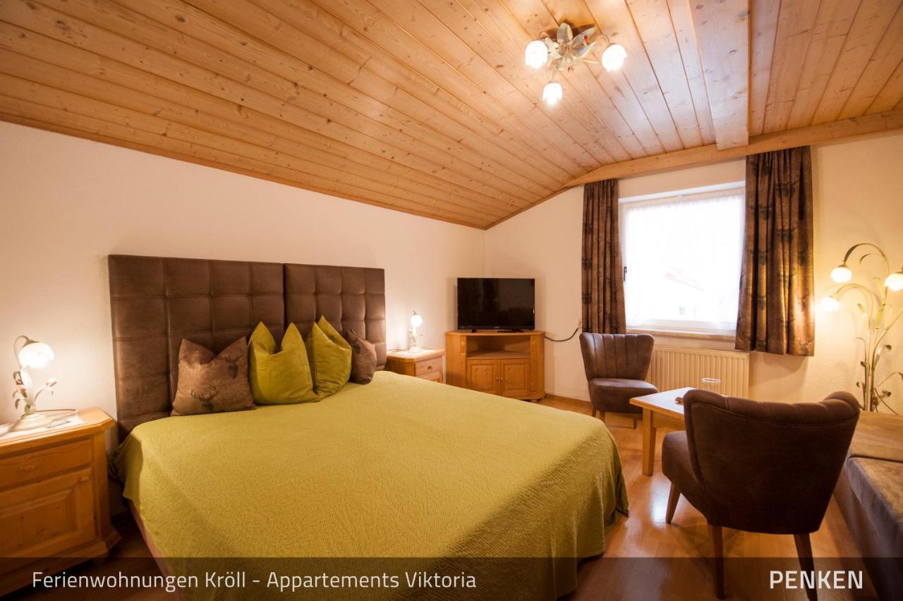 Ferienwohnungen Kroll - Appartements Viktoria Und Landhaus Maria Mayrhofen Dış mekan fotoğraf