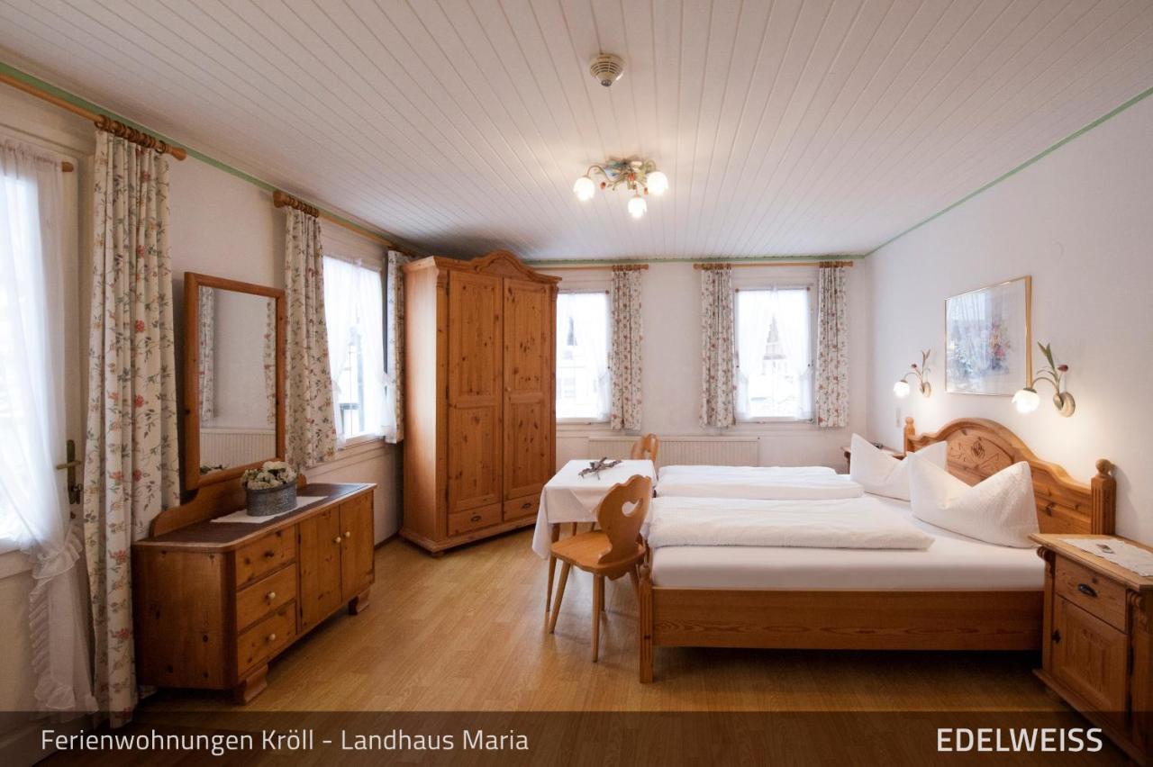 Ferienwohnungen Kroll - Appartements Viktoria Und Landhaus Maria Mayrhofen Dış mekan fotoğraf